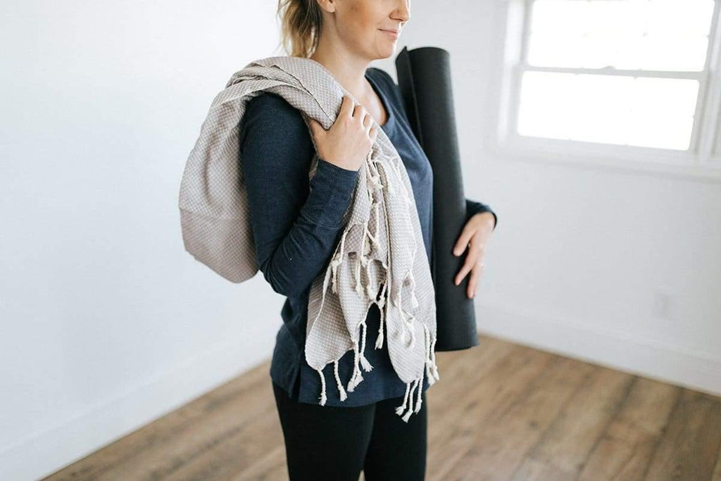 Seven Clever Ways to Use A Turkish Towel - The Bali Market