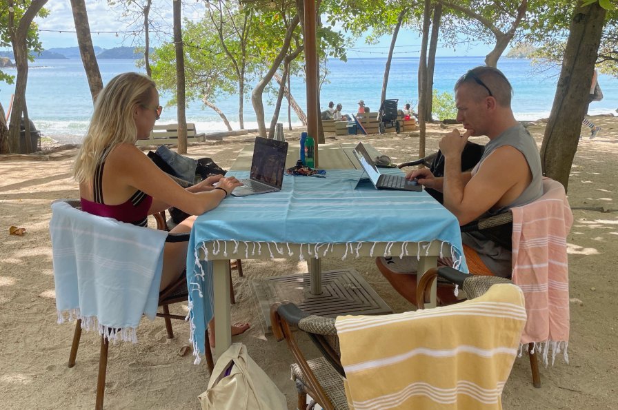 Why Turkish Towels make the Best Travel Towels - The Bali Market