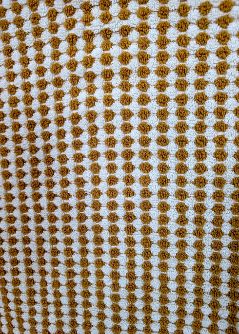 Bloom Collection – Oversized Turkish Cotton Bath Towel with Raised Texture and Hand-Tied Tassels