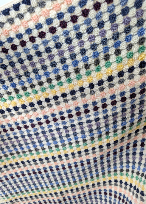 Bloom Collection – Oversized Turkish Cotton Bath Towel with Raised Texture and Hand-Tied Tassels