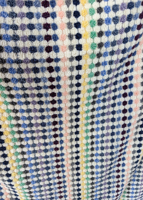 Bloom Collection – Oversized Turkish Cotton Bath Towel with Raised Texture and Hand-Tied Tassels