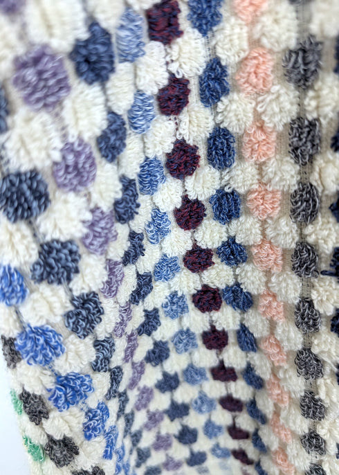 Bloom Collection – Oversized Turkish Cotton Bath Towel with Raised Texture and Hand-Tied Tassels