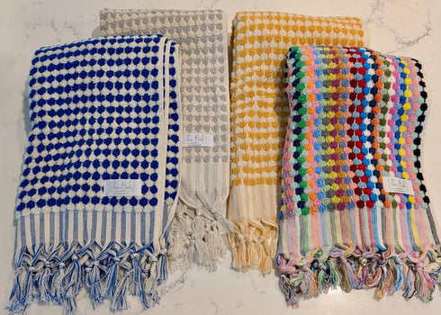 Bloom Collection - Oversized Hand Towel – Plush Turkish Cotton Hand Towel with Raised Pattern (17.5" x 35") - The Bali Market