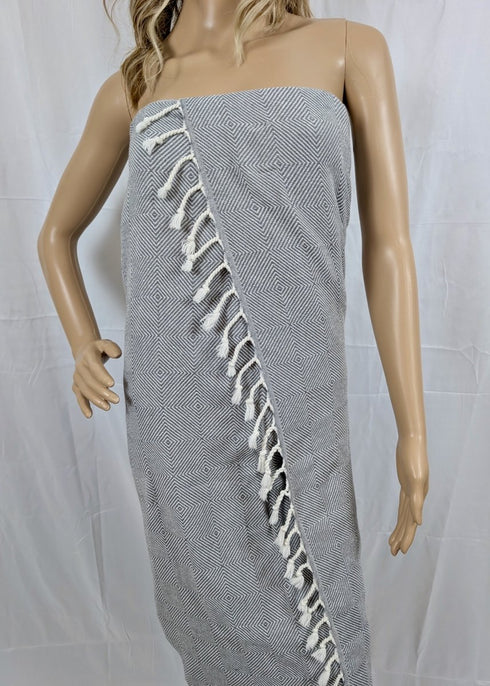 Explorer Towel | Oversized Turkish Cotton Towel with Geometric Design - The Bali Market
